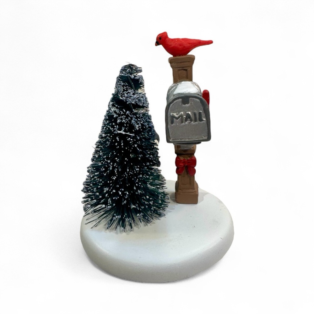 Department 56 Cardinal Mailbox Snow Dept 56 Christmas Village New Accessory